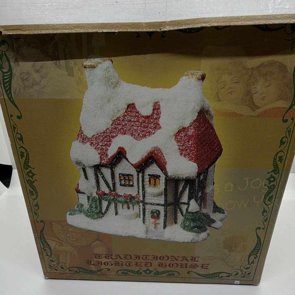 New in Box Cracker Barrel Traditional Lighted House Decor